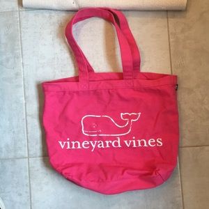 Vineyard Vines tote bag